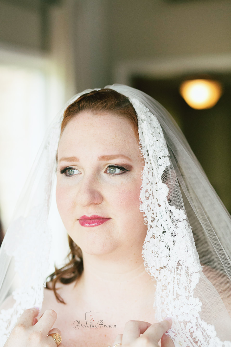 https://violabrownphotography.com/uploads/3/5/1/3/35134049/bridal-portrait-houston-wedding-photography_orig.jpg